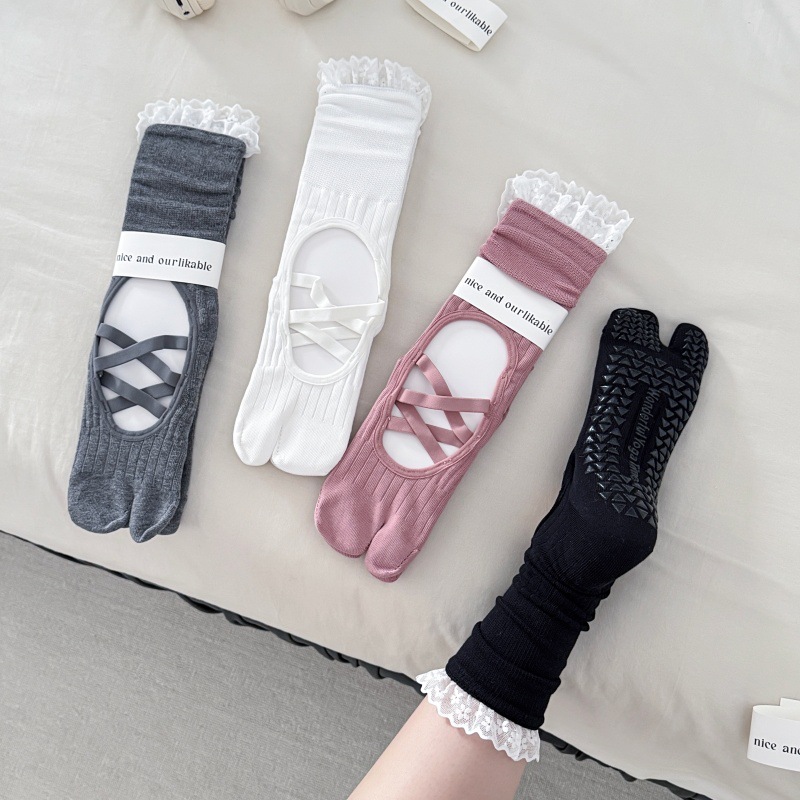 ถุงเท้าโยคะผู้หญิง ปลายเท้าแยก - Yoga Mat บทวิจารณ์และราคา